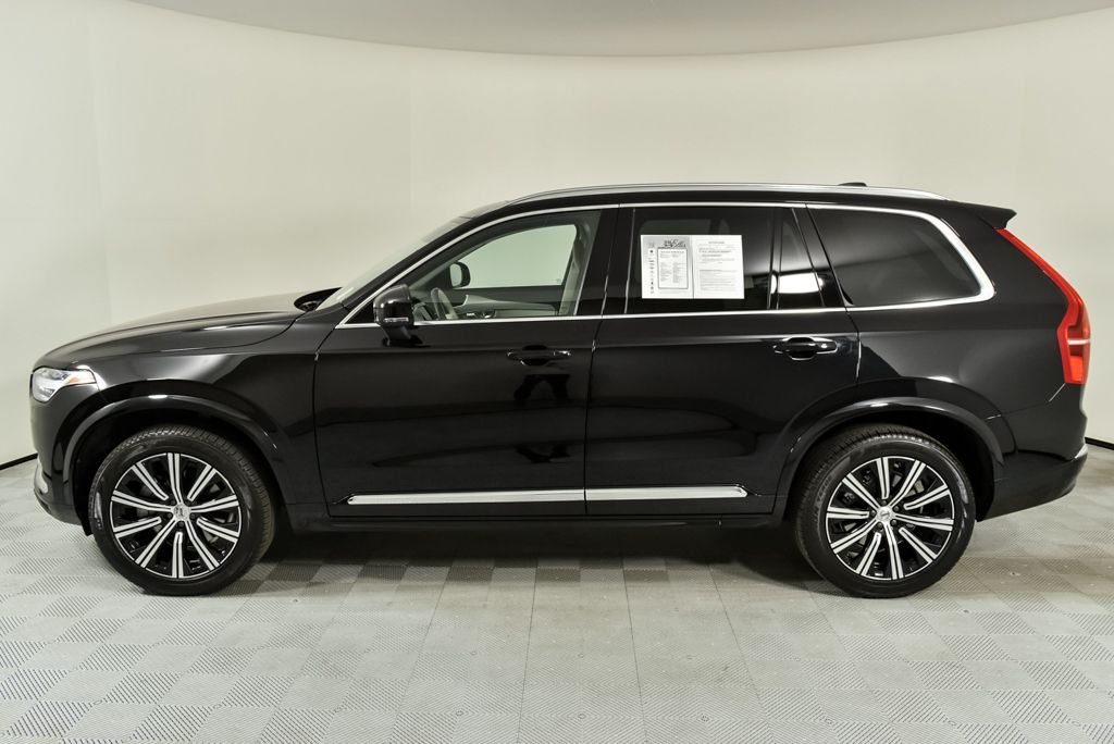 2024 Volvo XC90 B5 Core photo 2