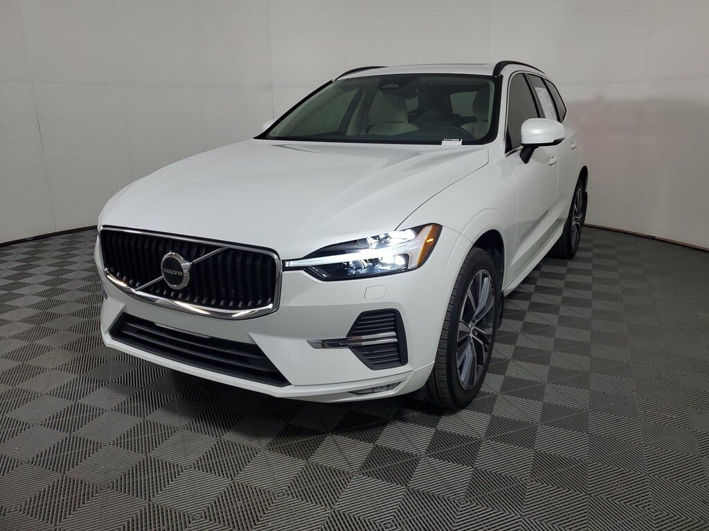 Used 2022 Volvo XC60 B5 FWD Momentum SUV