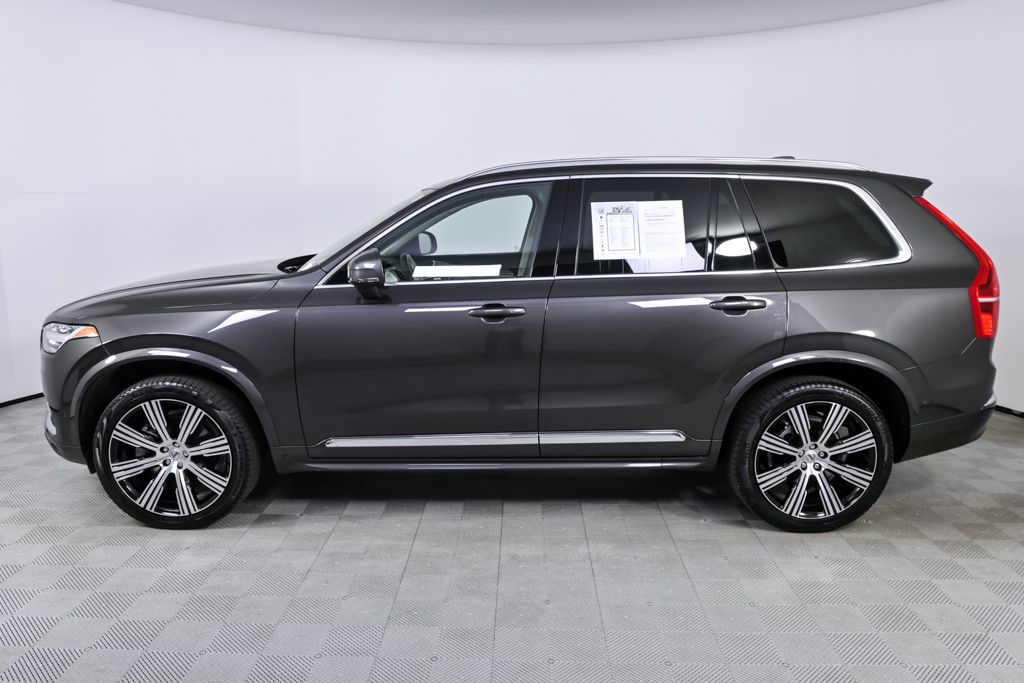 2024 Volvo XC90 Plus photo 2