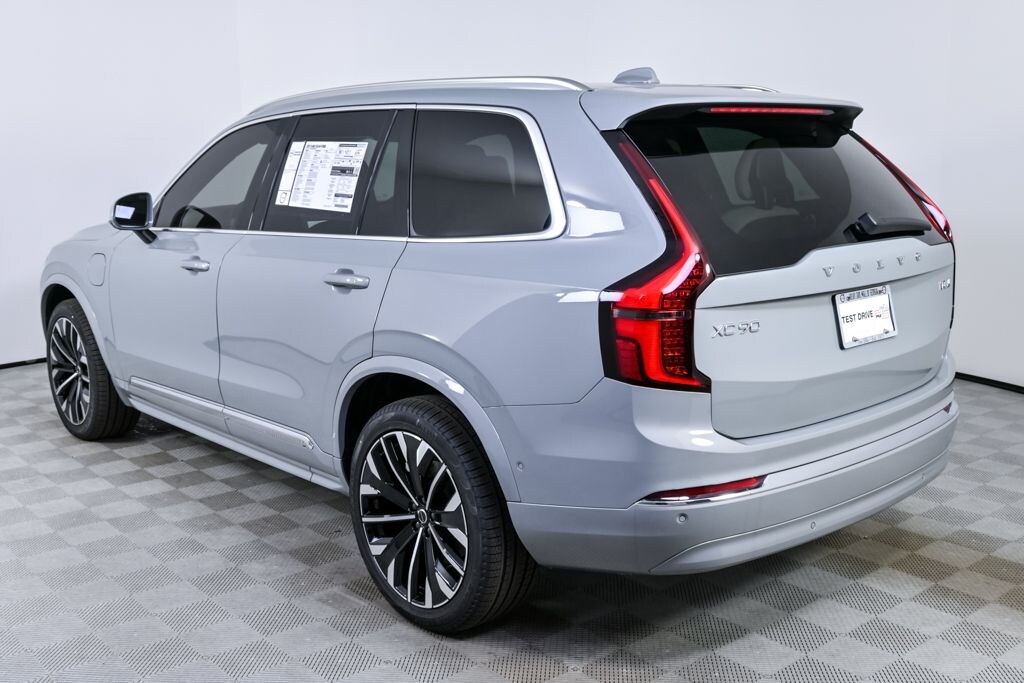 New 2026 Volvo XC90 plug-in hybrid T8 Plus 7-Seater SUV