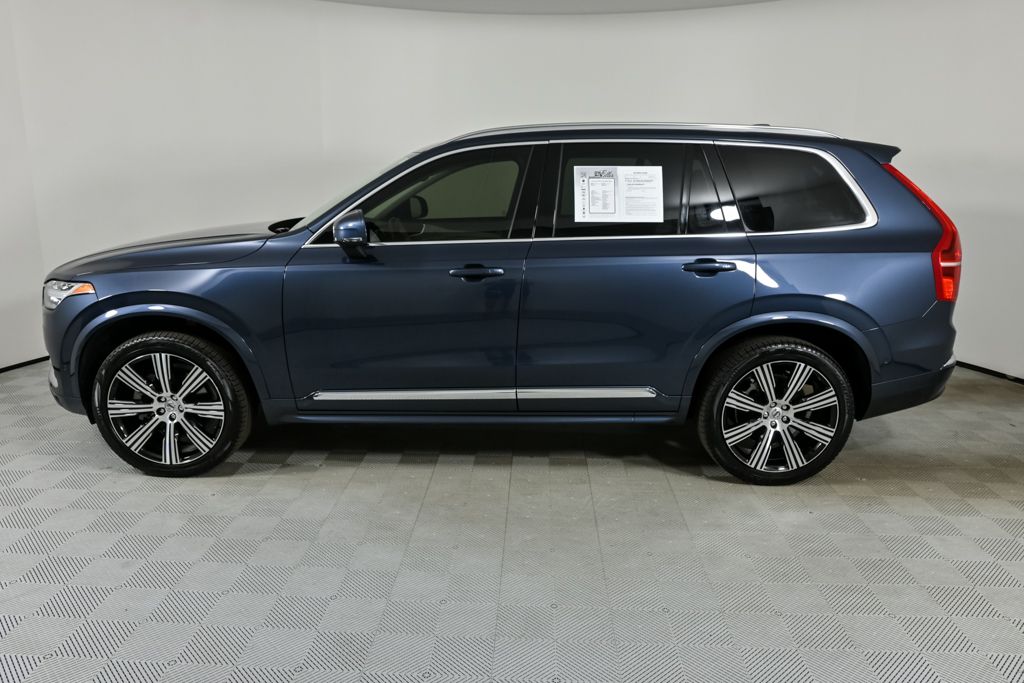 2024 Volvo XC90 Plus photo 2