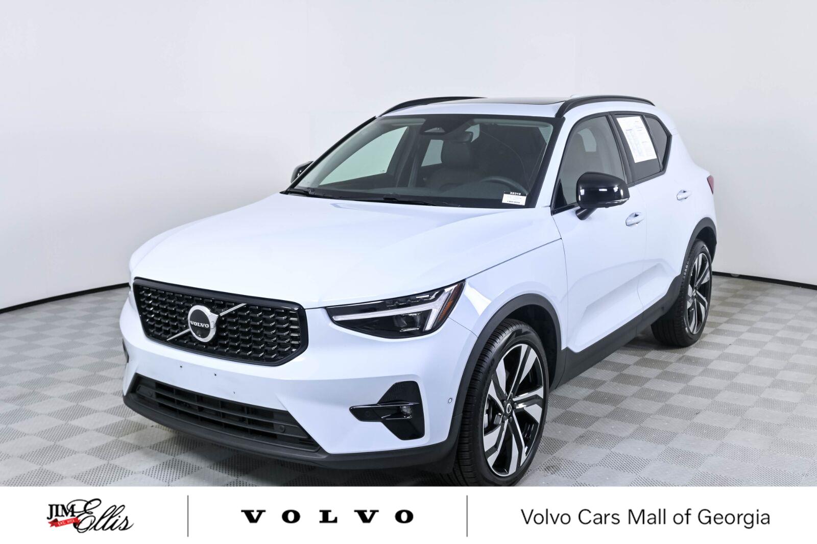 2026 Volvo XC40