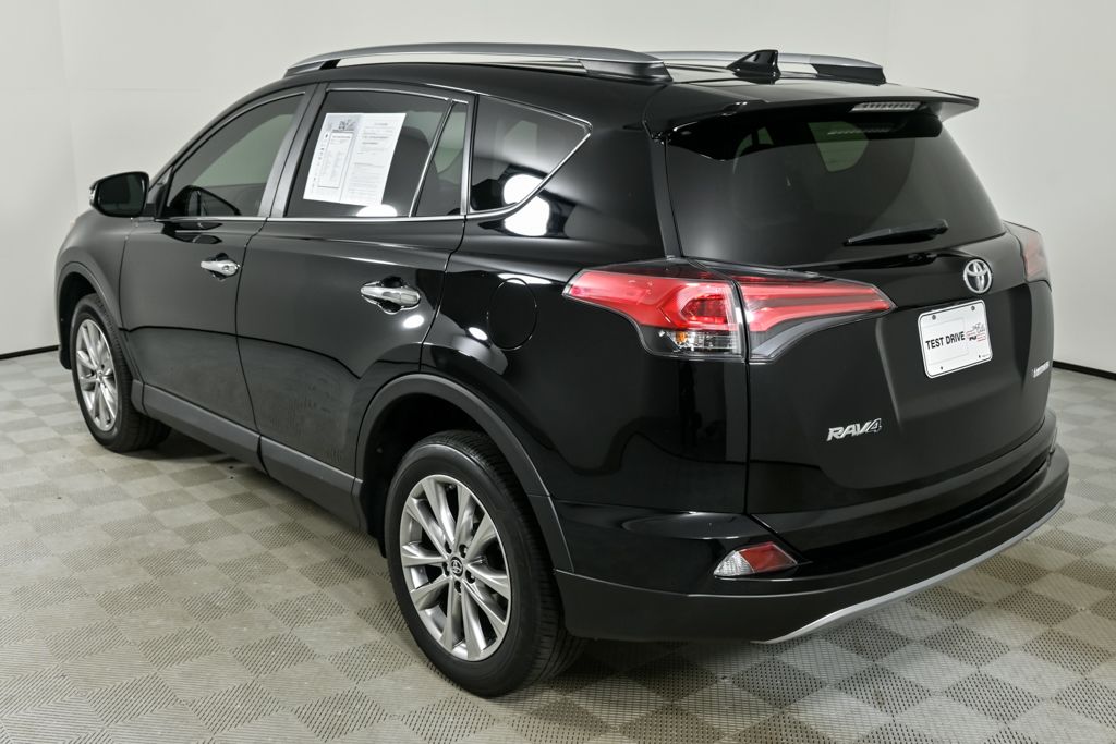 2018 Toyota RAV4 Limited photo 3
