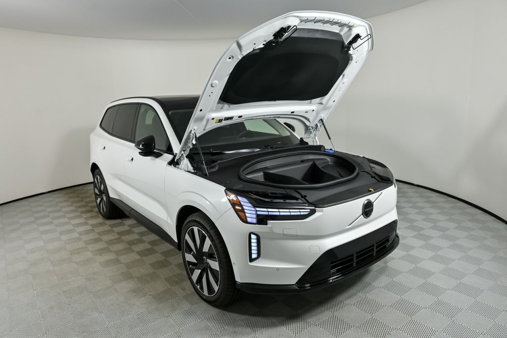2025 Volvo EX90 Plus - Photo 35