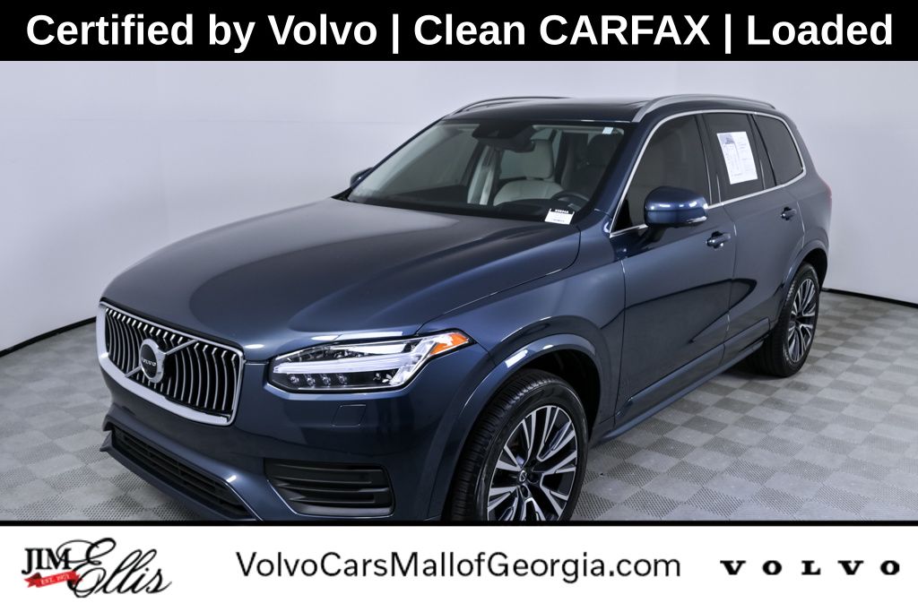 2022 Volvo XC90 Momentum's photo