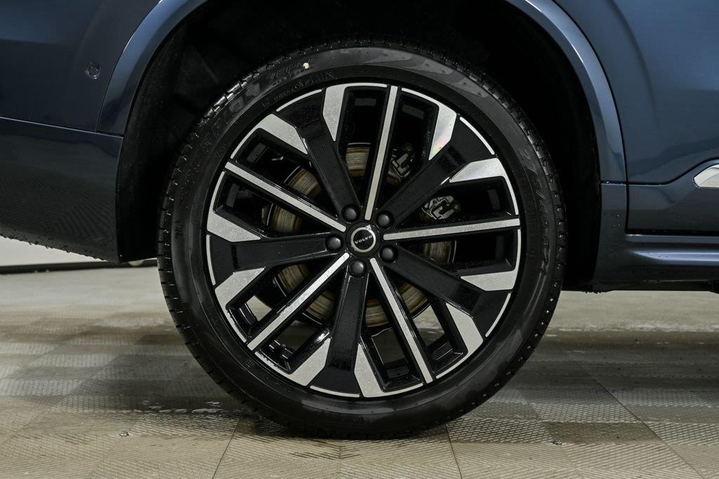 2026 Volvo XC90 Plus - Photo 41