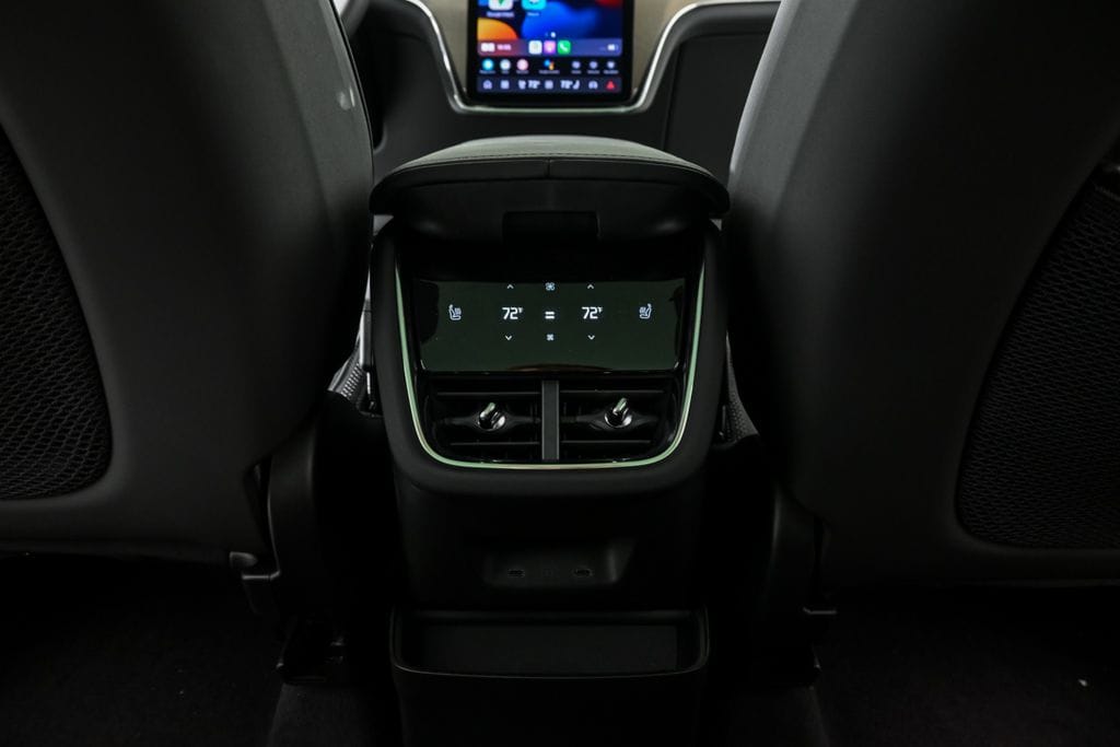 2025 Volvo EX90 Plus - Photo 20