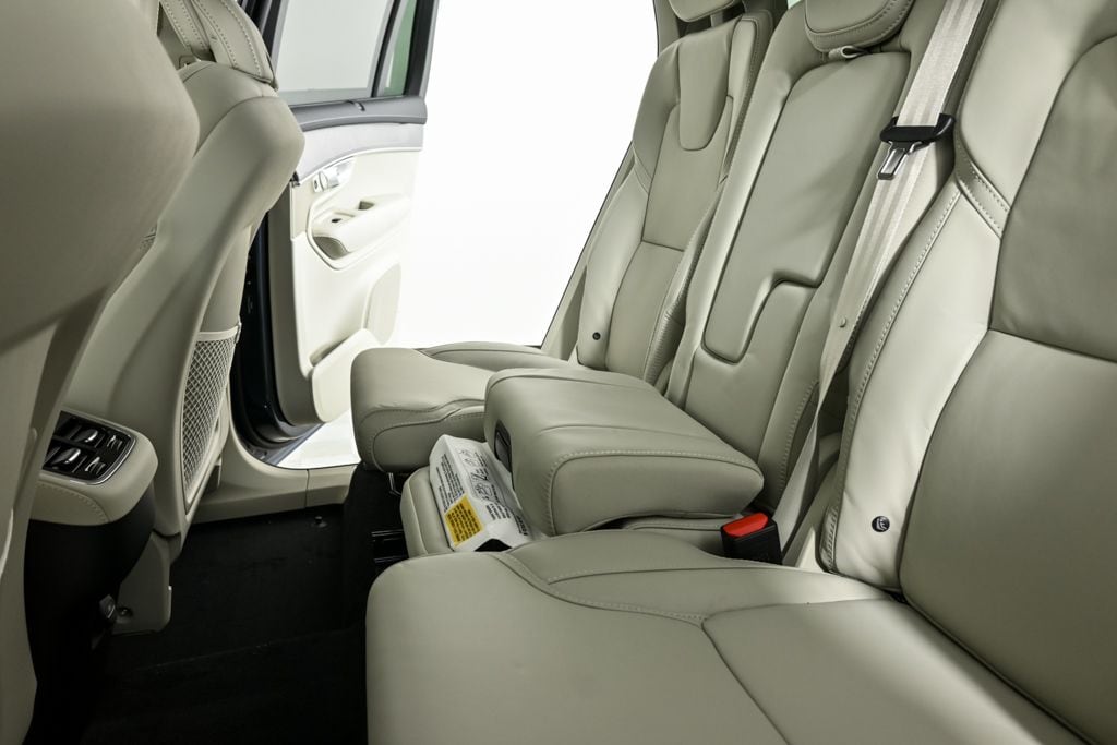 2026 Volvo XC90 Ultra - Photo 22