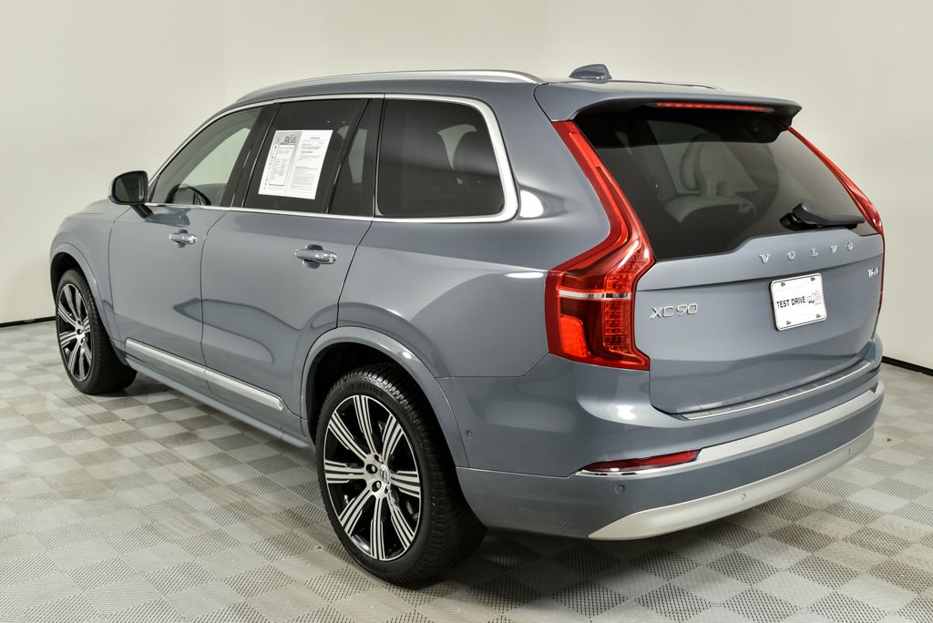 2022 Volvo XC90 T6 AWD Inscription photo 2