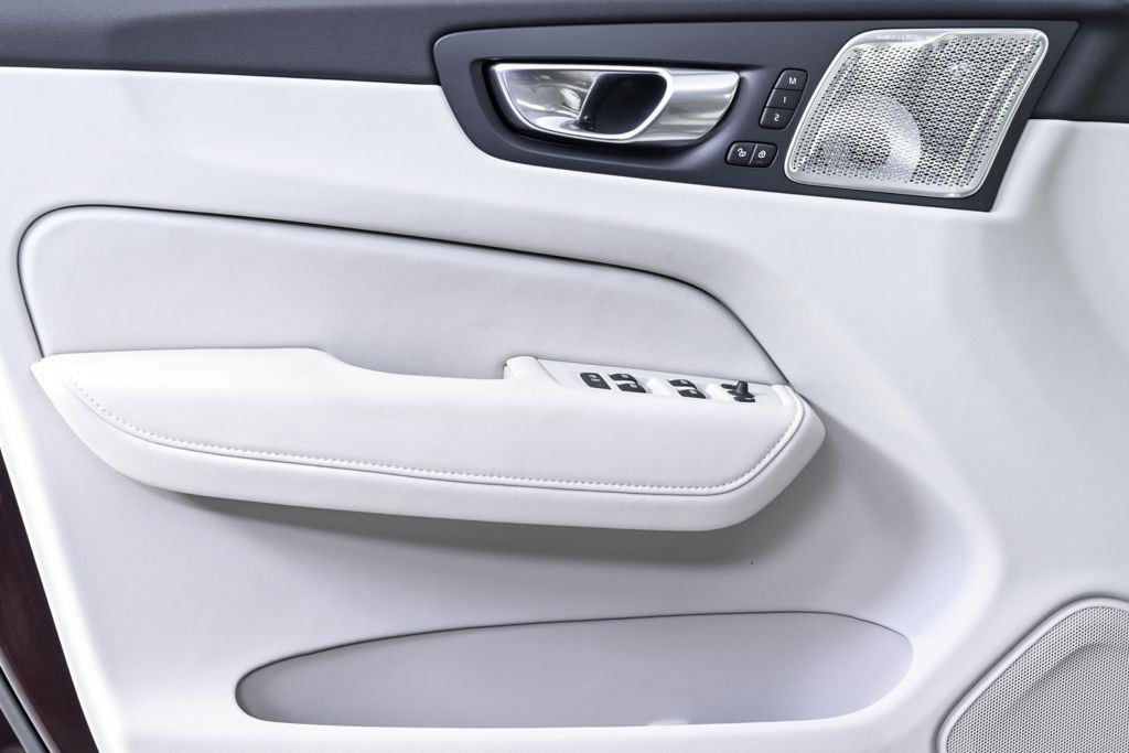 2026 Volvo XC60 Ultra - Photo 6