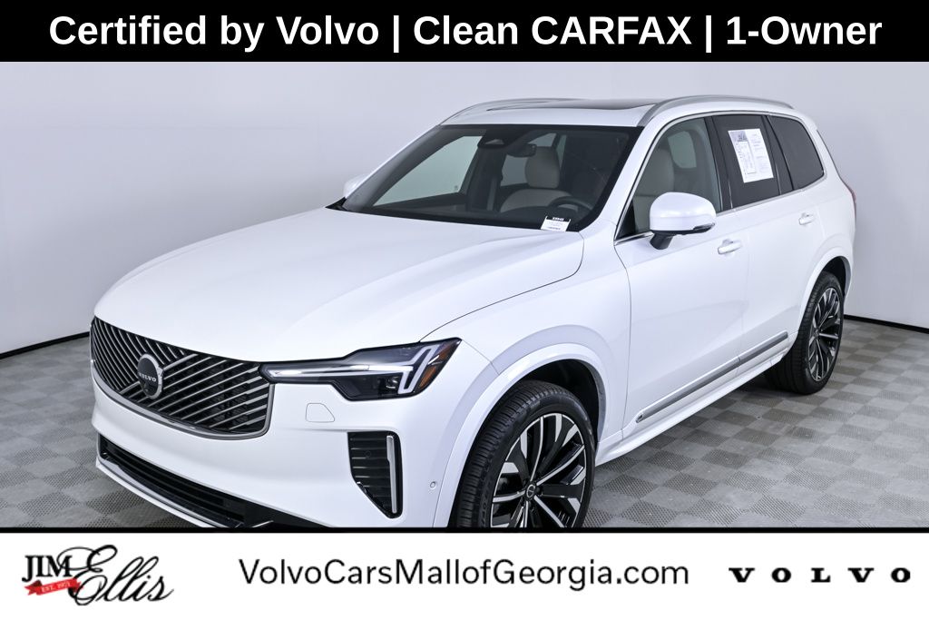 2025 Volvo XC90 Plus's photo