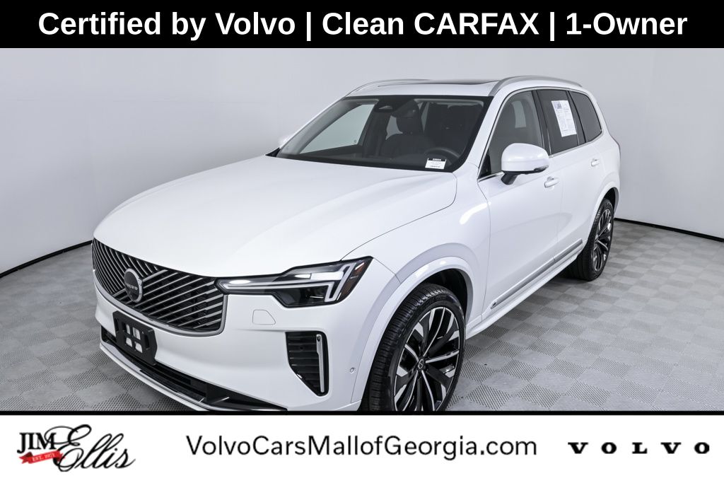 2025 Volvo XC90 Plus's photo