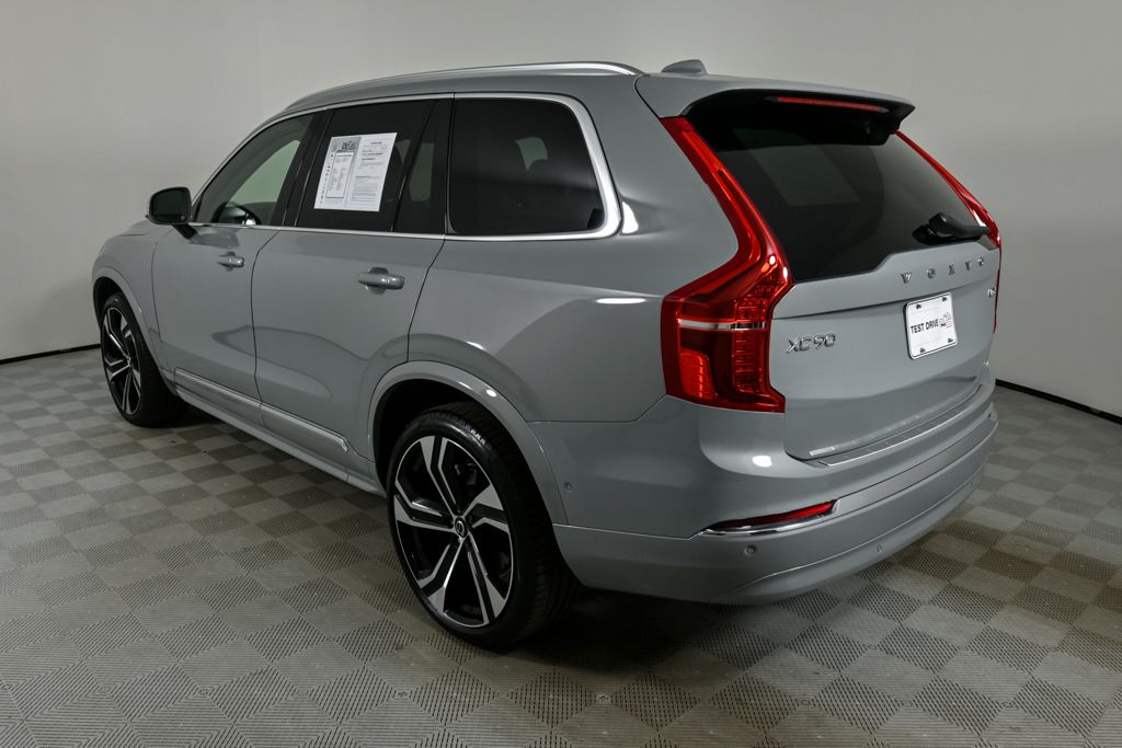 2024 Volvo XC90 Ultimate photo 3