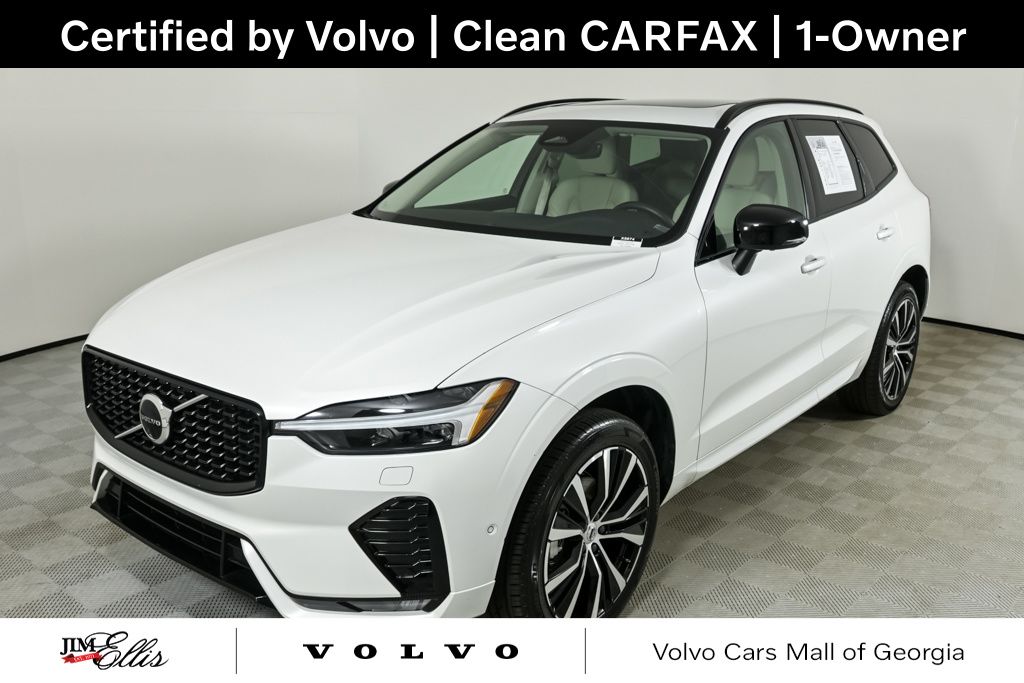 2024 Volvo XC60 Plus's photo