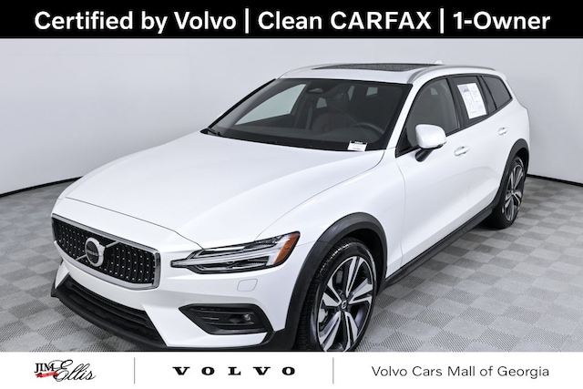2025 Volvo V60 Cross Country B5 Plus Wagon