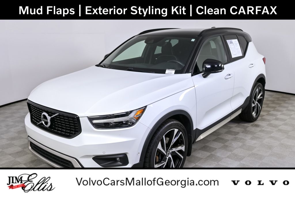 2019 Volvo XC40 R-Design's photo
