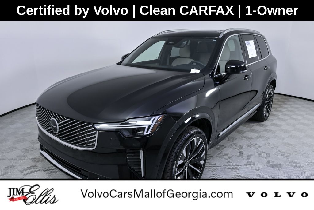 2025 Volvo XC90 Plus's photo