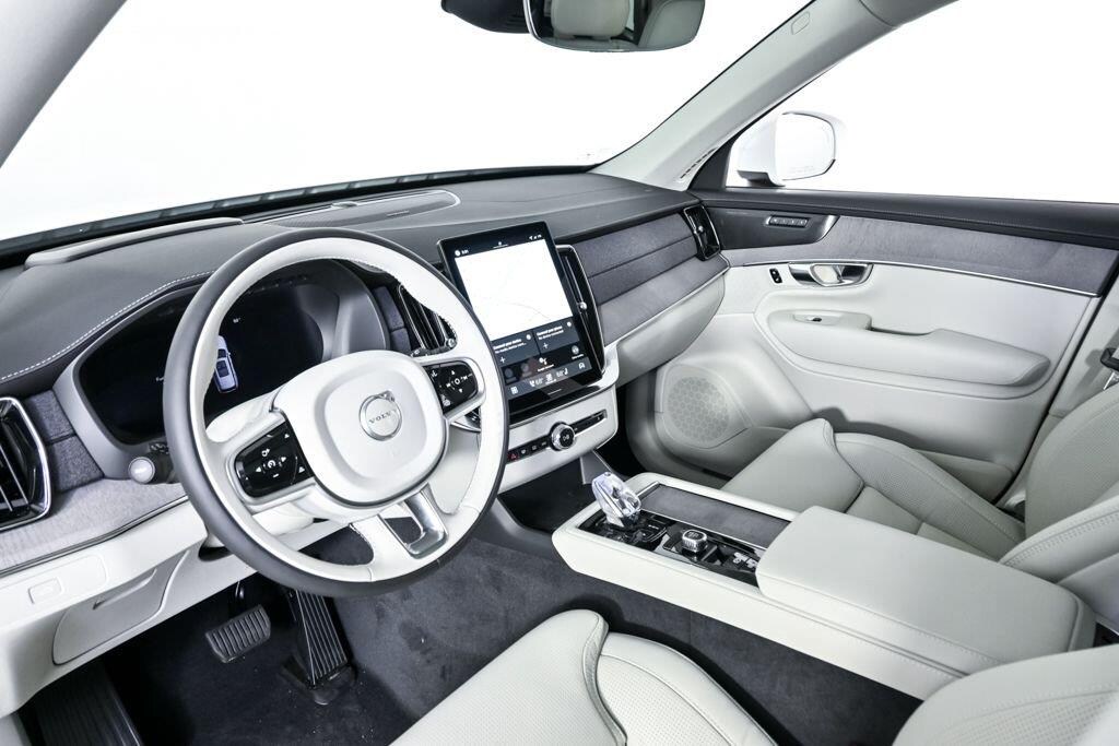 New 2026 Volvo XC90 B6 Ultra 7-Seater SUV