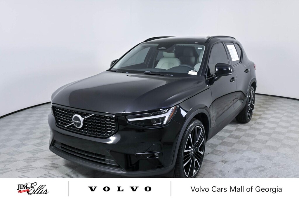 Certified 2024 Volvo XC40 B5 Ultimate Dark SUV