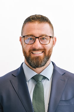 Staff member Dan Churilov from ID_416c76