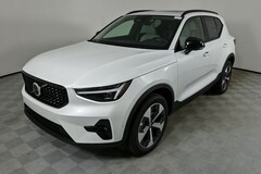 2026 Volvo XC40 B5 Plus AWD SUV