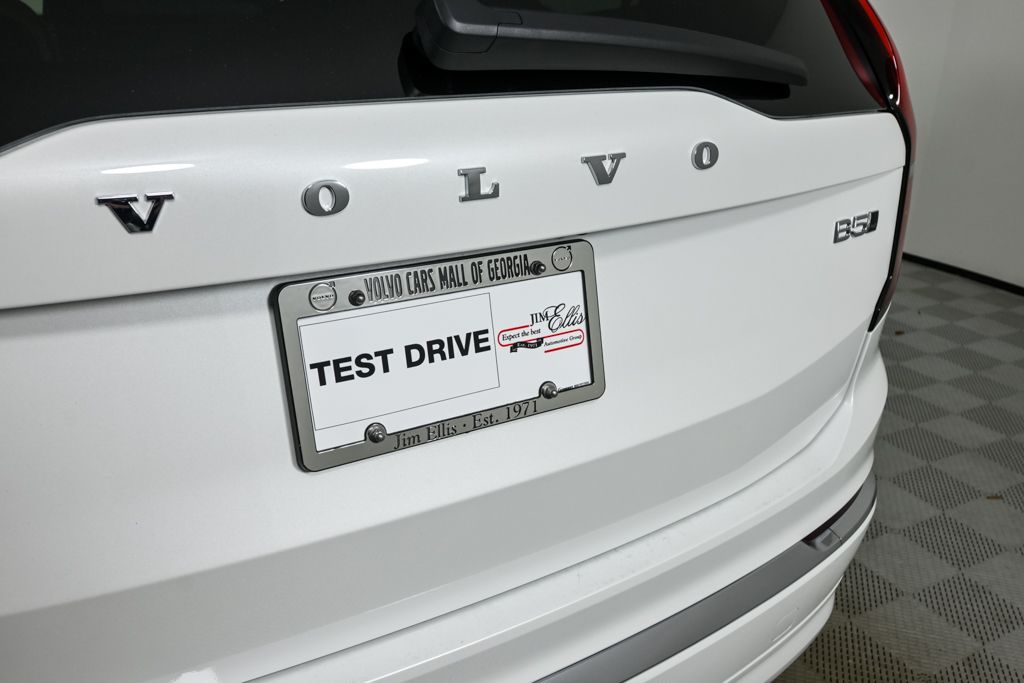 2026 Volvo XC90 Plus - Photo 38