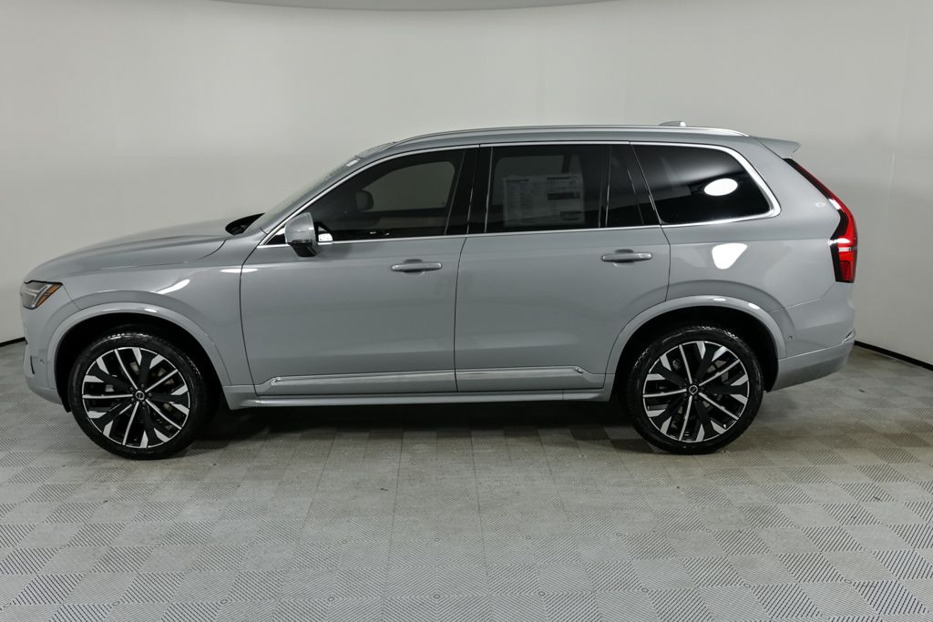 2026 Volvo XC90 Plus photo 2