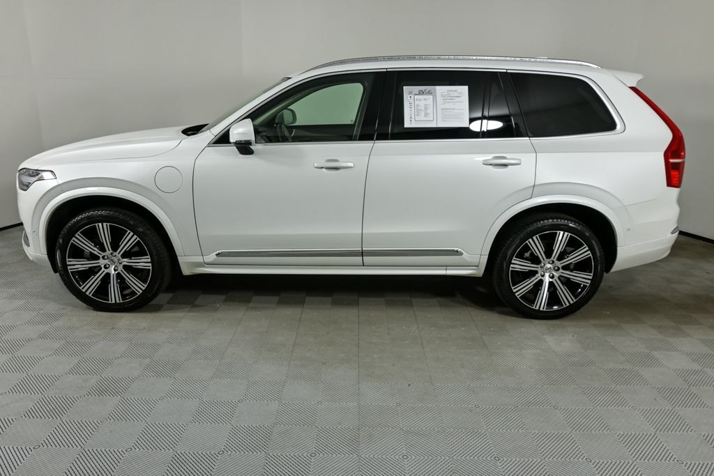 Certified 2024 Volvo XC90 plug-in hybrid T8 Plus Bright 7-Seater SUV