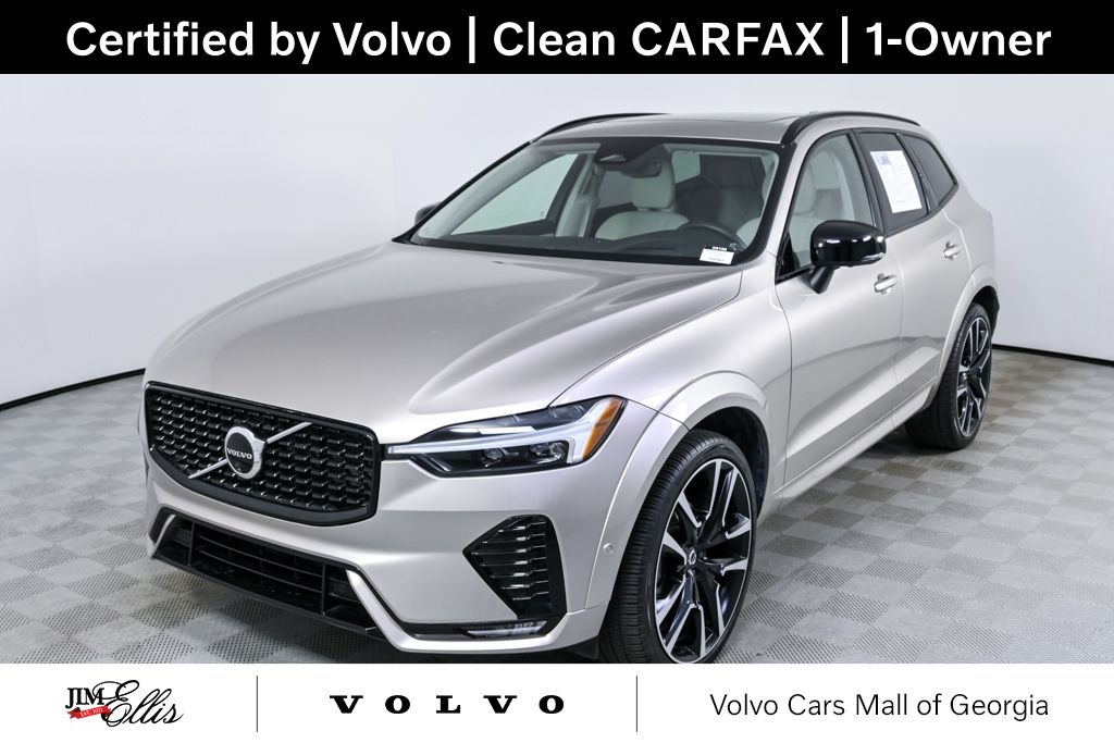2024 Volvo XC60 B5 Ultimate Dark Theme AWD's photo