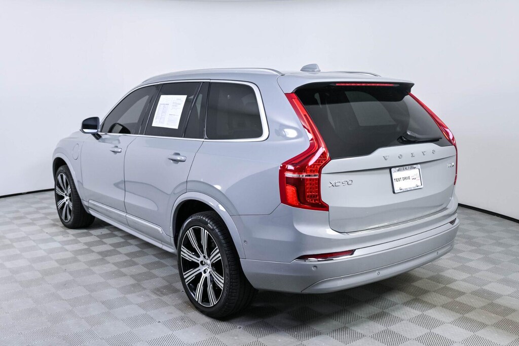 Certified 2025 Volvo XC90 plug-in hybrid T8 Ultra 7-Seater SUV