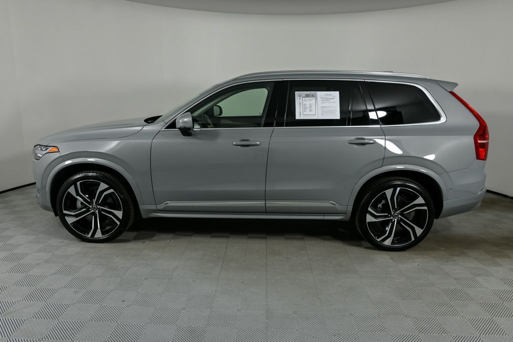 2024 Volvo XC90 Ultimate photo 2