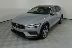 2026 Volvo V60 Cross Country B5 Plus Wagon
