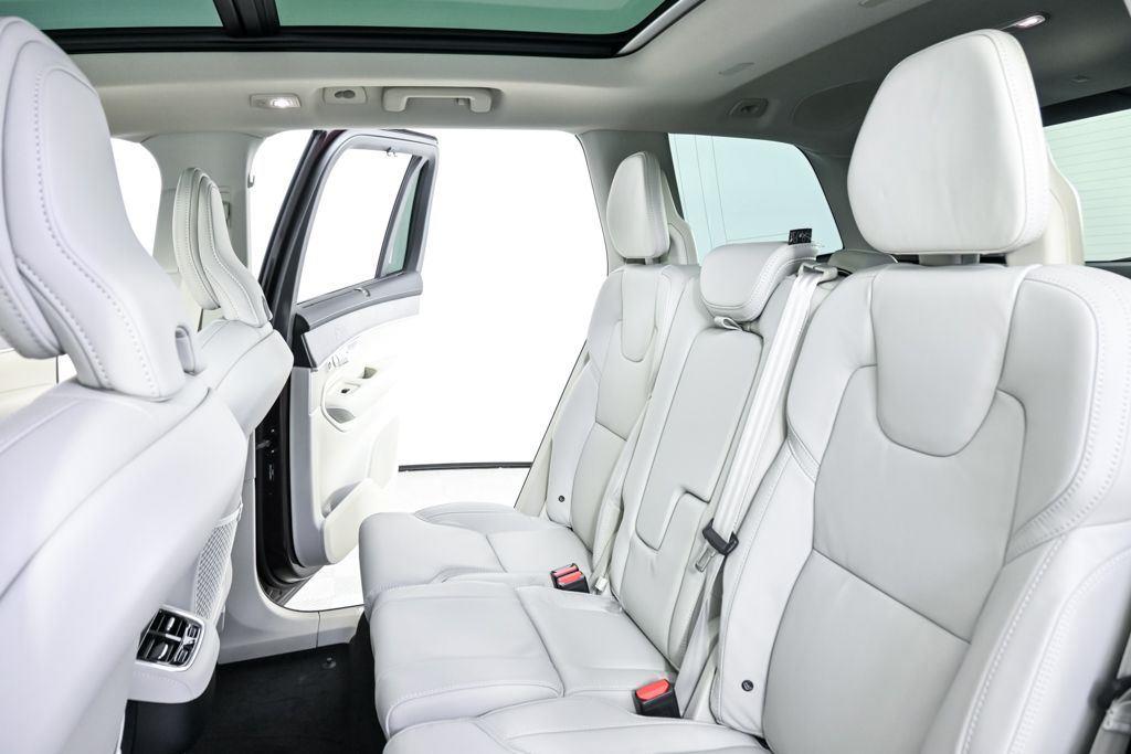 2026 Volvo XC90 Ultra - Photo 20