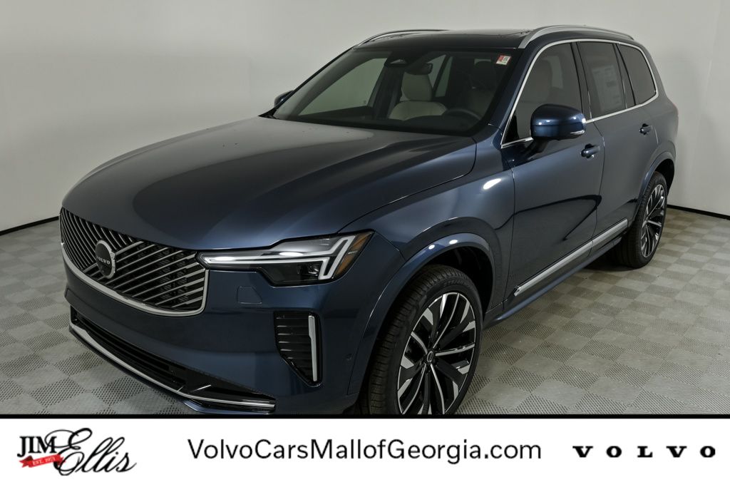 2026 Volvo XC90 Plus's photo