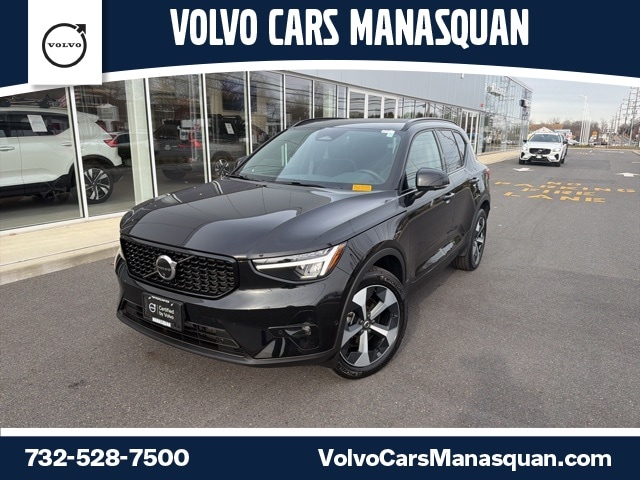2025 Volvo XC40 Plus
