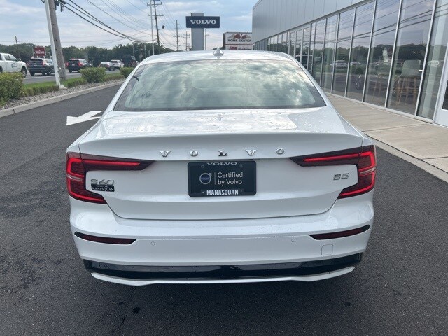 2024 Volvo S60 B5 Core photo 3