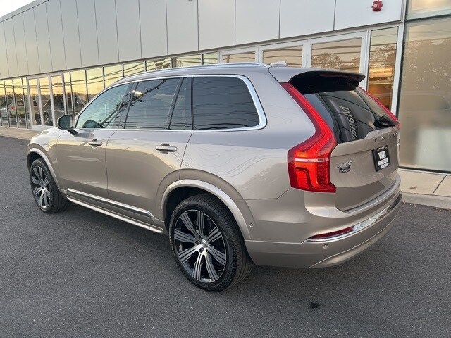 2024 Volvo XC90 B5 Plus photo 2