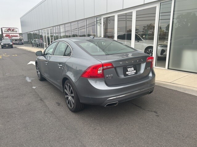 2018 Volvo S60 Inscription T5 photo 2
