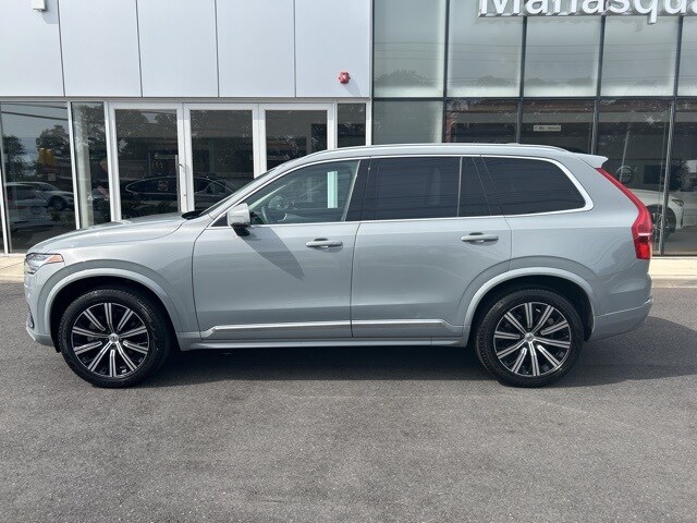 2024 Volvo XC90 B5 Core photo 2