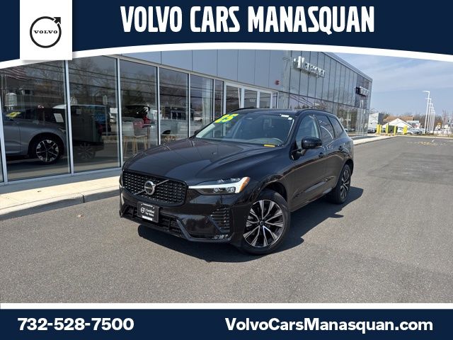 2025 Volvo XC60 B5 Plus Dark AWD's photo