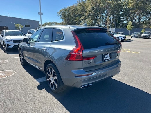 https://pictures.dealer.com/v/volvocarsmanasquanvcna/1096/54c8918aae555c5ff32687f0fa52ab3bx.jpg?impolicy=downsize_bkpt&imdensity=1&w=520