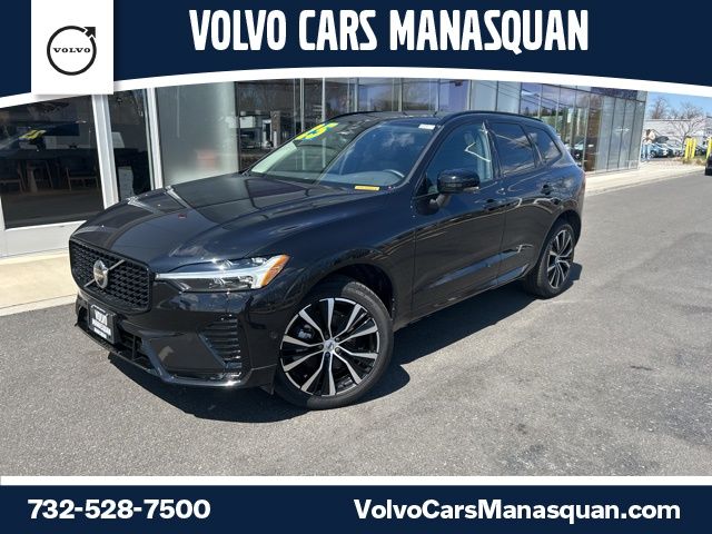 2025 Volvo XC60 B5 Plus Dark AWD's photo