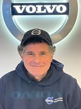 Staff member Damon Massio from 91cbab41963f