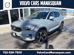 Used 2025 Volvo XC40 B5 Core SUV for sale in Manasquan