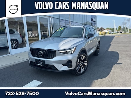 Used 2025 Volvo XC40 B5 Plus Dark Theme SUV for Sale in Manasquan, NJ