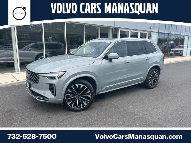 2025 Volvo XC90 B6 Plus Bright 7-Seater 4WD's photo