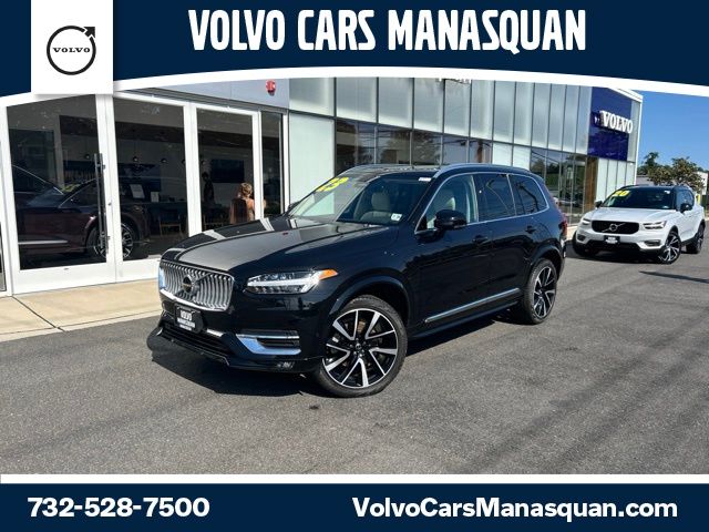 2023 Volvo XC90 Plus
