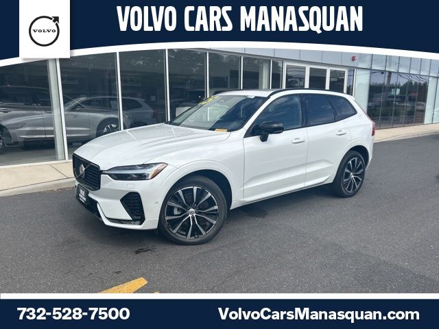 2025 Volvo XC60 B5 Plus Dark AWD's photo