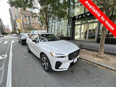 2025 Volvo XC60 Plug-In Hybrid T8 Core SUV