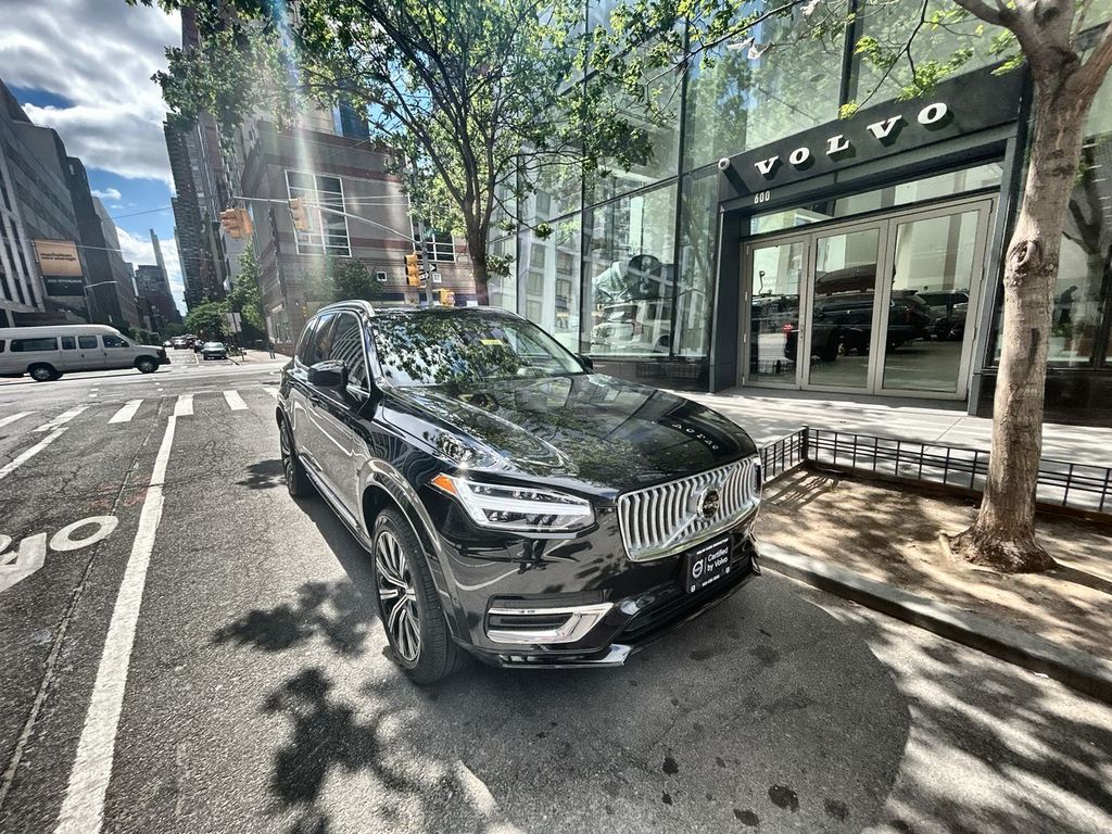 2023 Volvo XC90